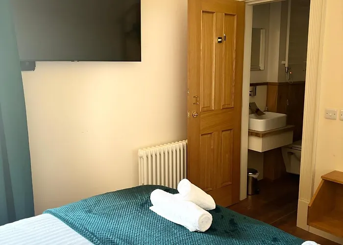 No 1 High Street Boutique Rooms